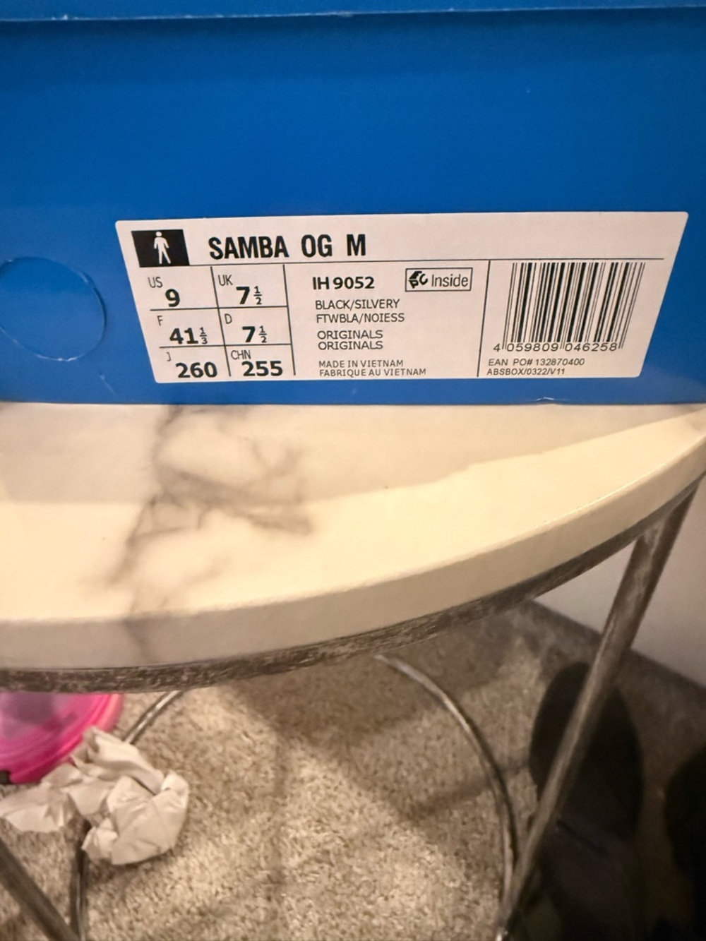 HIGHLY SOUGHT AFTER CRYSTAL SAMBA ADIDAS - Picture 8 of 9